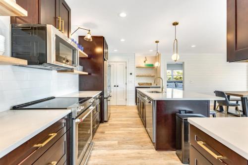 Family Tides by Sea Scape Properties - photo 3