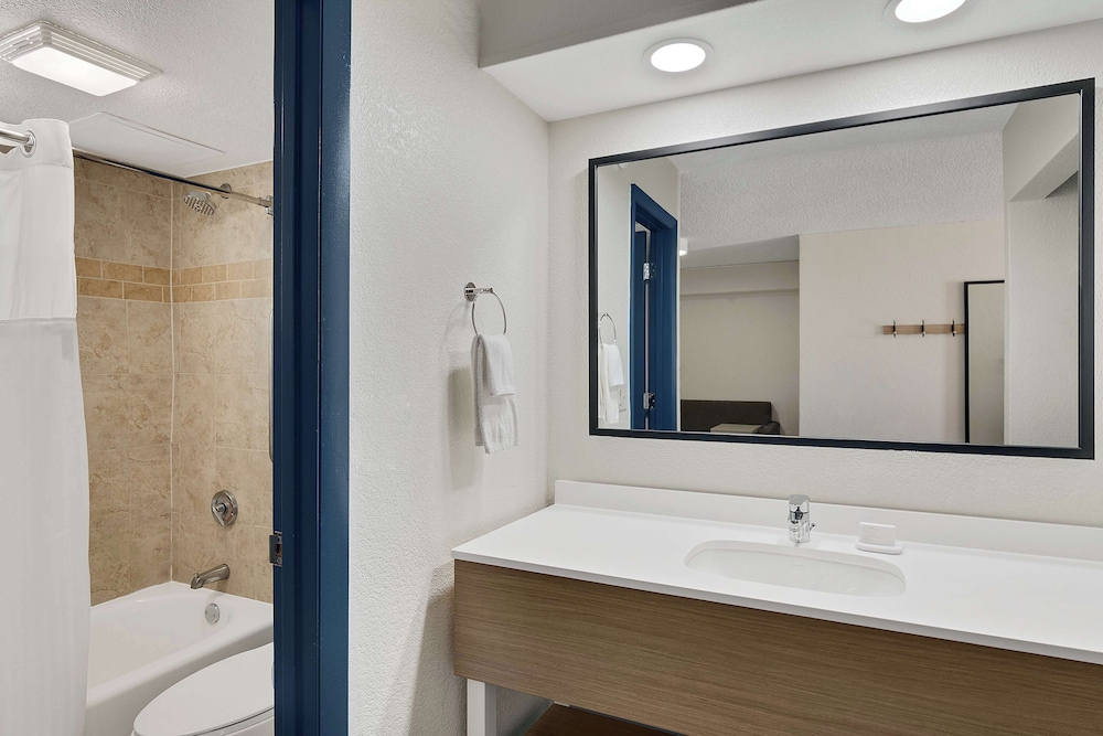 Spark by Hilton Ormond Beach Oceanfront - photo 21