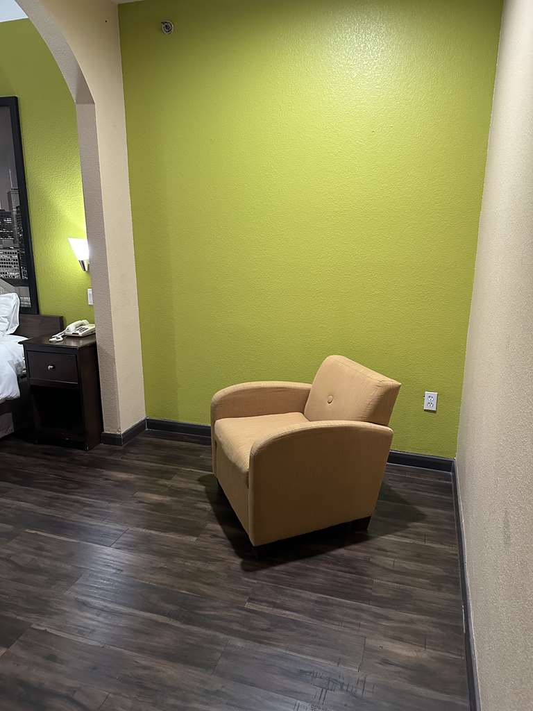 Red Lion Inn & Suites IAH Airport East - photo 15
