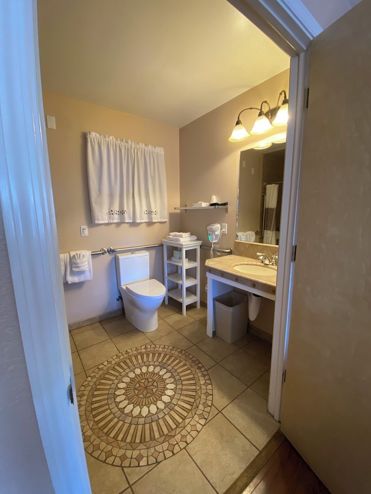 Arnold Meadowmont Lodge - photo 19