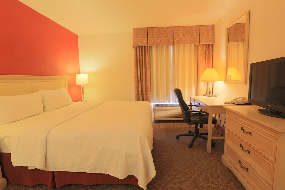 Days Inn by Wyndham Calumet Park - photo 2