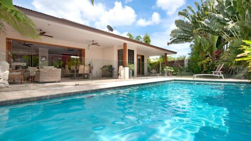 Larasati Palm Cove in Palm Cove, Australia