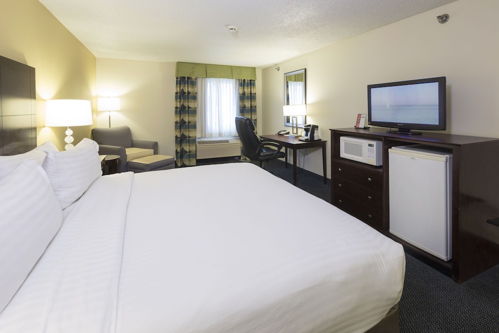 Holiday Inn Express & Suites St Joseph by IHG - photo 21
