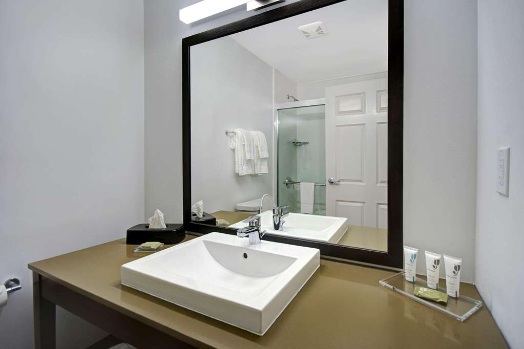 Country Inn & Suites by Radisson Cincinnati Airport KY - photo 13