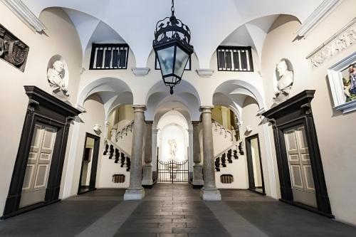 LADY OF DREAMS Acquario Centro Storico Palazzo Nobiliare — 4-Star Luxury Hotel in Genoa, Italy