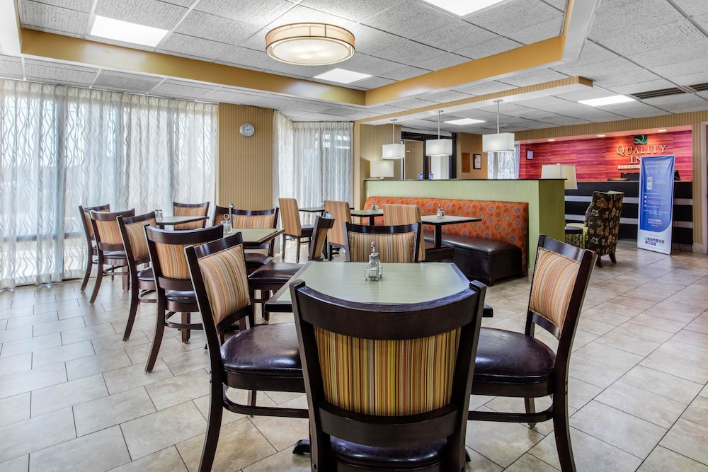 Quality Inn Lebanon - photo 28