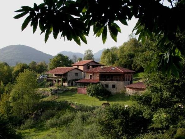 La Casona De Con — 4-Star Luxury Hotel in Cangas De Onis, Spain