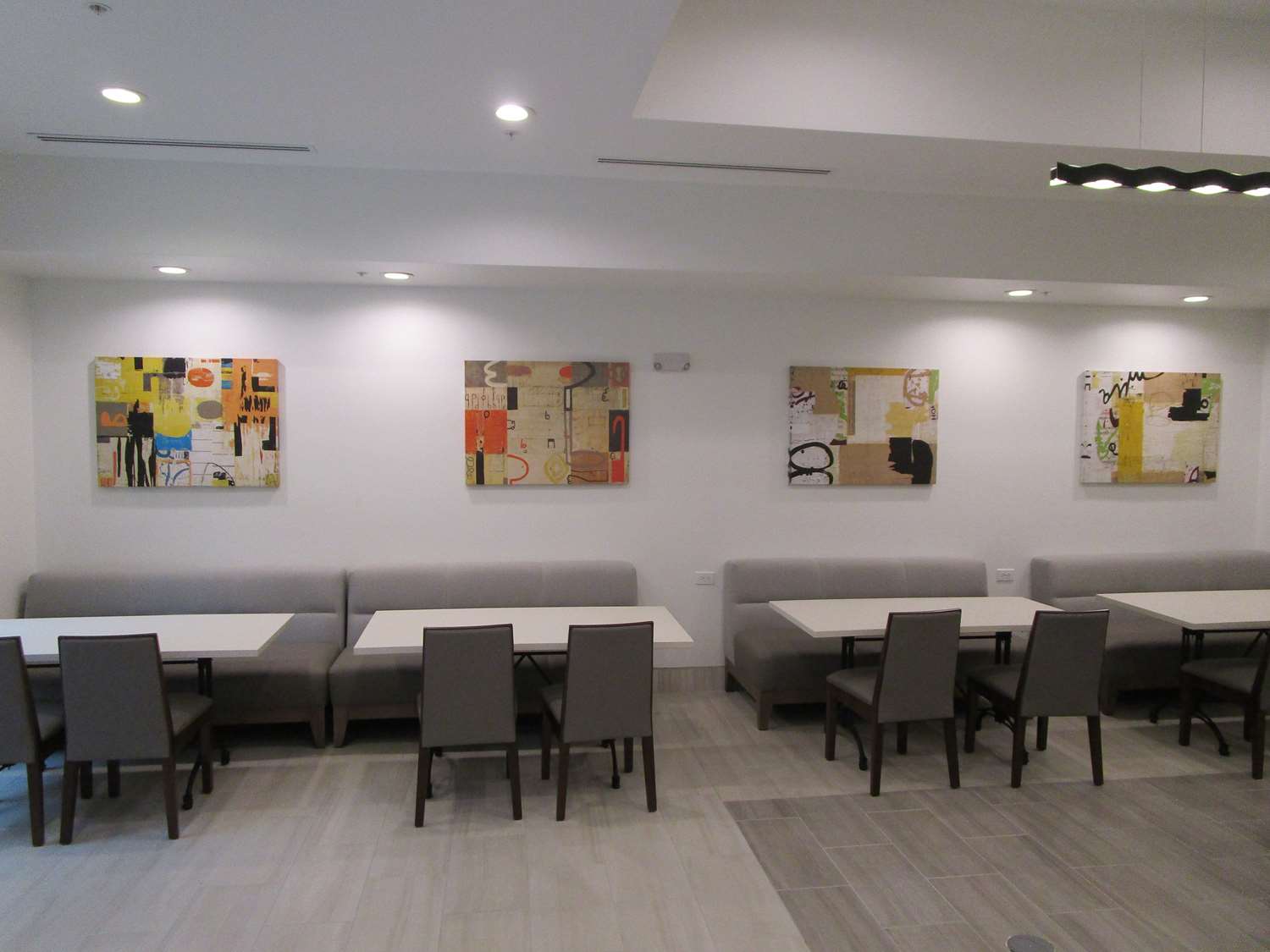 Reddy Hotel Bonham - photo 6