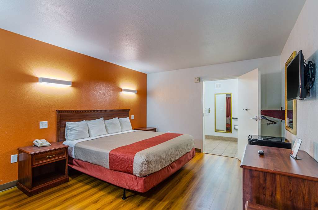 Motel6 Troy AL - photo 6