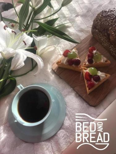 Bed And Bread With Tea Time Coffee Break — Vittorio Veneto