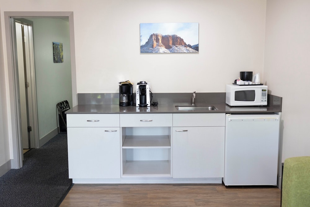 Basalt Mountain Inn - photo 13