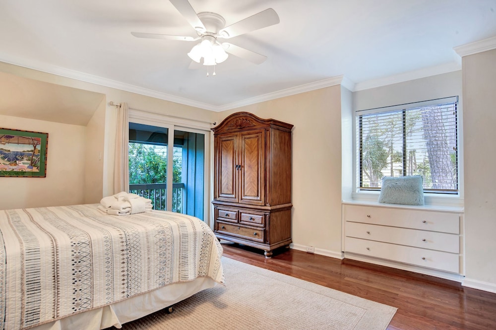 6 Windjammer Court at the Sea Pines Resort - photo 2