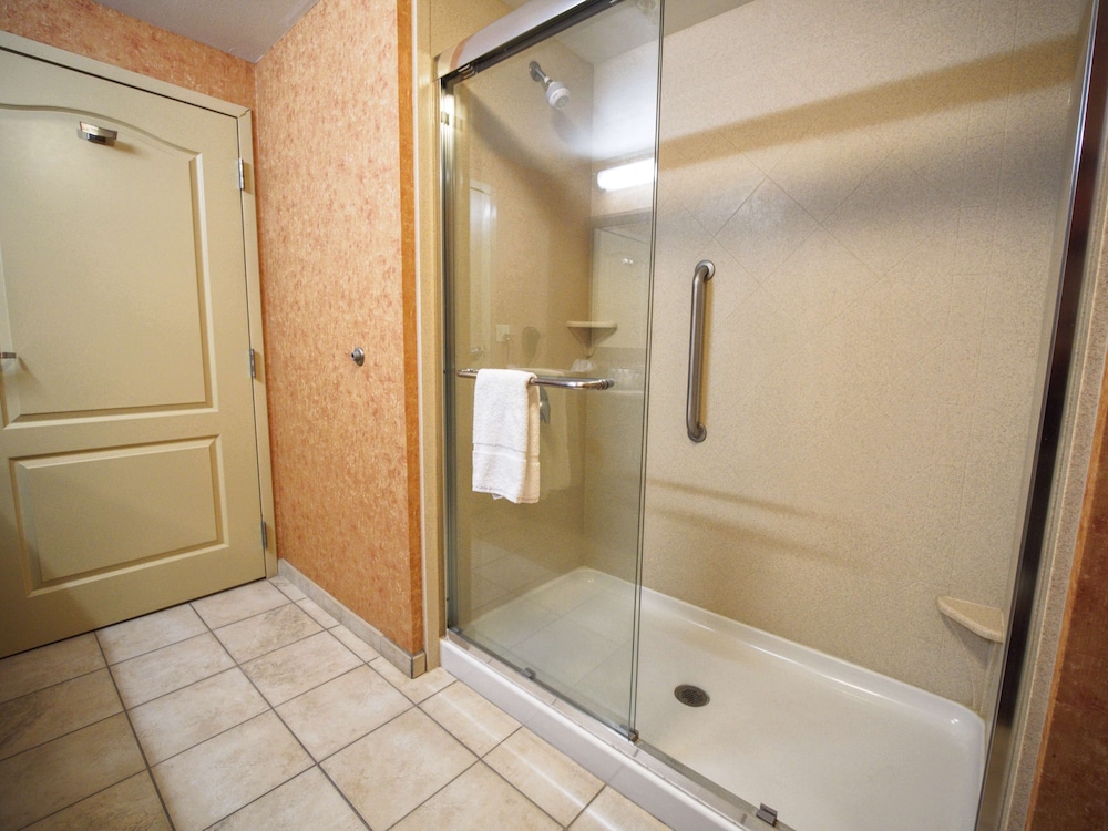 Hampton Inn & Suites Elk City - photo 21
