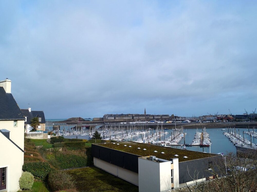 Le Mesle vue mer et Intramuros in Saint-Malo, France
