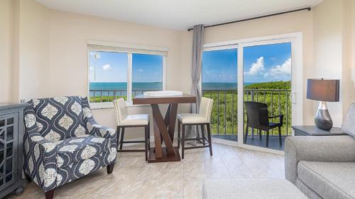 Ocean View Gem Ocean Pointe 3406 in Key Largo, United States