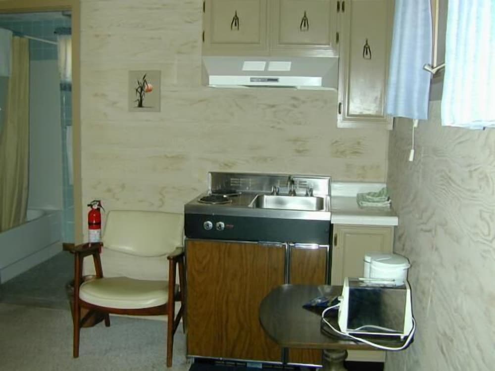 Woodland Motor Lodge - photo 50