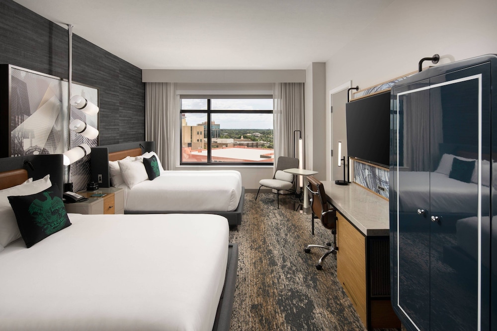 Luminary Hotel & Co. Autograph Hotels - photo 23