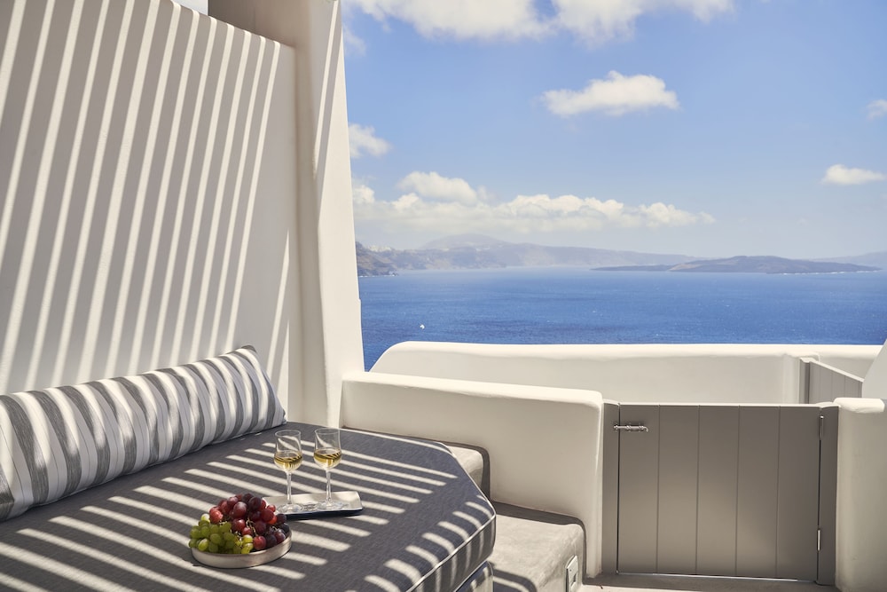 Alisaris Caves in Oia, Greece