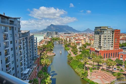 Ultra Luxury 3 Bed Knightsbridge Penthouse — 4-Star Luxury Hotel in Cape Town, South Africa