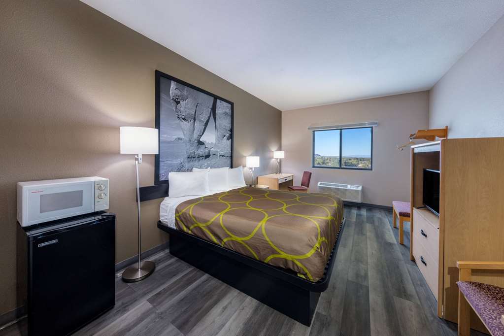 Super 8 by Wyndham Quartzsite AZ - photo 13