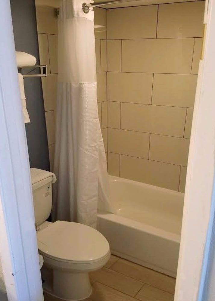 Seabreeze Inn - photo 23