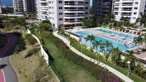 Quarto Em Condominio De Luxo Na Barra Da Tijuca - last minute hotel in Rio De Janeiro