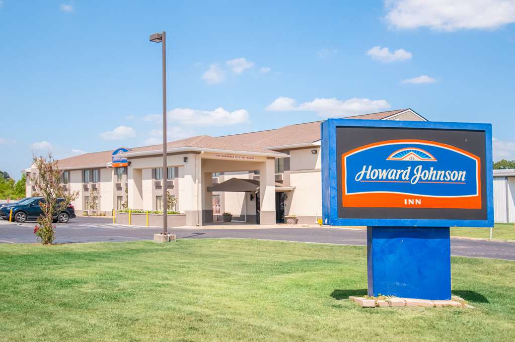 Howard Johnson by Wyndham Scott Lafayette - photo 13