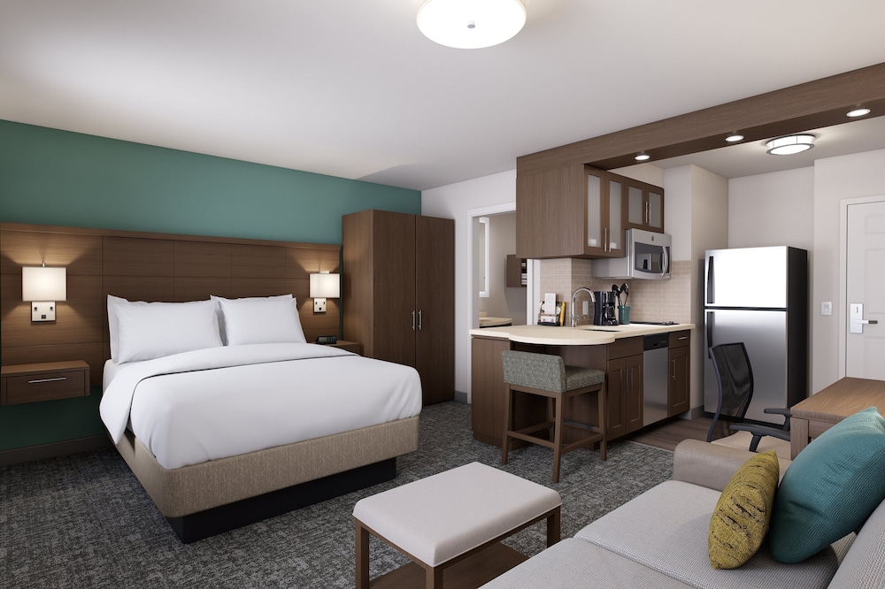 Staybridge Suites Southgate Detroit Area - photo 10
