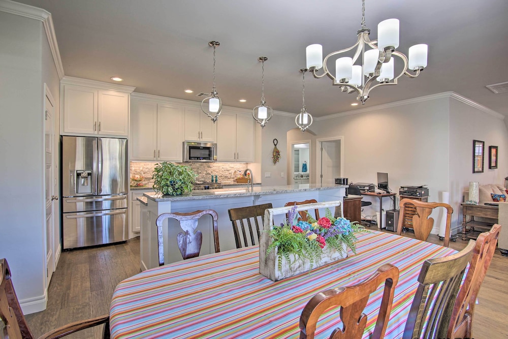Modern OKC Retreat: Half mile to Plaza District - photo 6