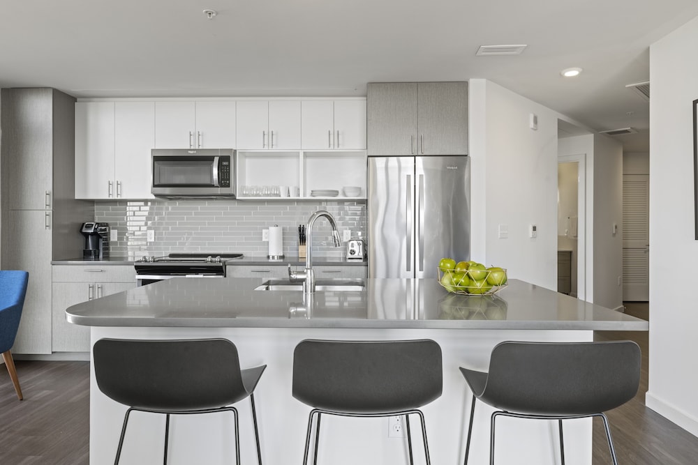 Placemakr Marymount Ballston - photo 40