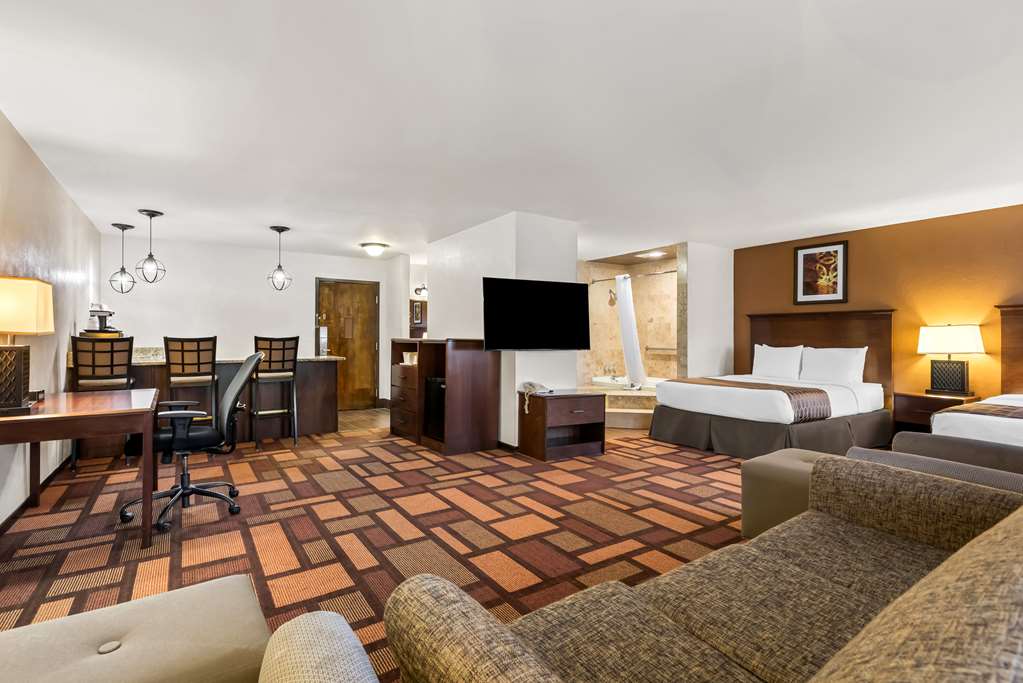Best Western Tower West Lodge - photo 21
