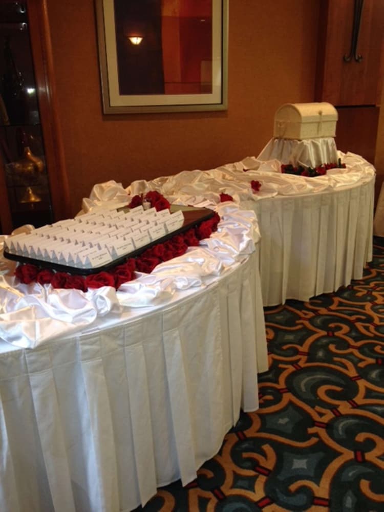 DoubleTree by Hilton Rochester - photo 48