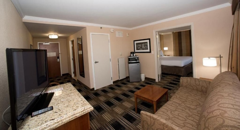 Hotel Executive Suites Newark Liberty Int'l Airport Carteret - photo 21