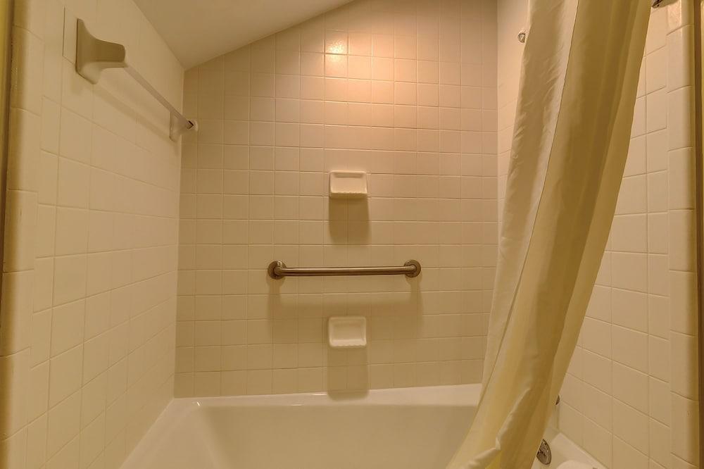 Southwind II at Shipyard By Hilton Head Accommodations - photo 27