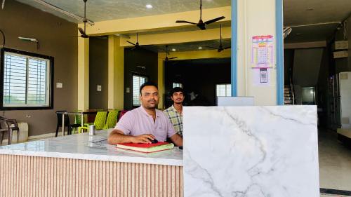 Maa Narmada Hotel & Family Restaurant in Khandwa, India