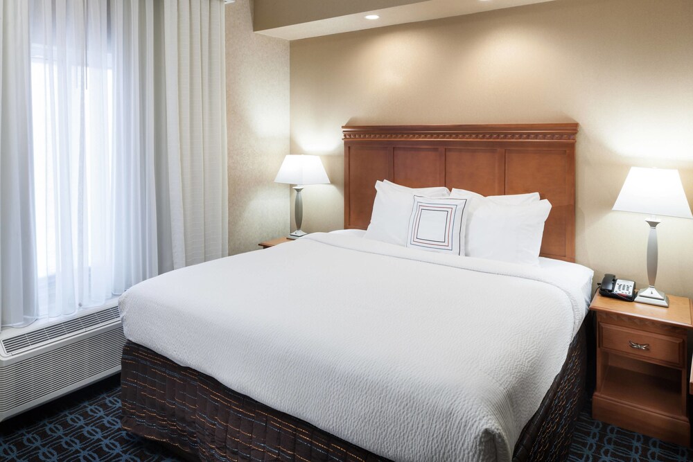 Fairfield Inn & Suites by Marriott Jacksonville Butler Blvd - photo 10