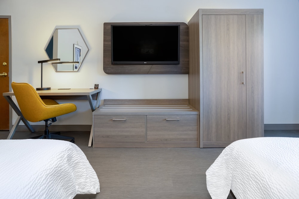 Holiday Inn Express Hotel & Suites New Tampa I 75 by IHG - photo 28