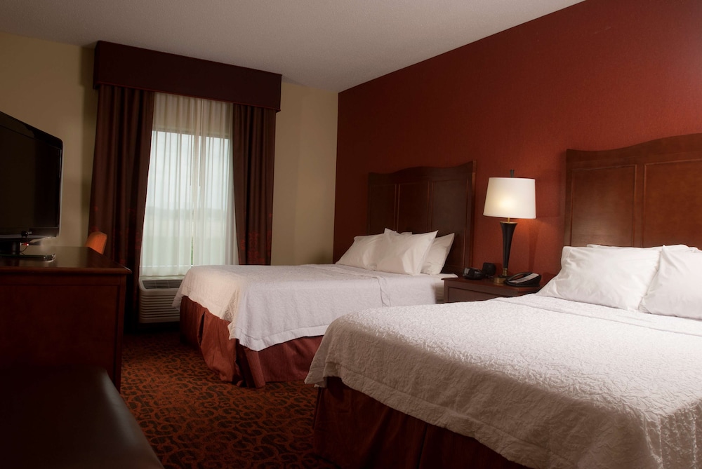 Hampton Inn Tomah - photo 6