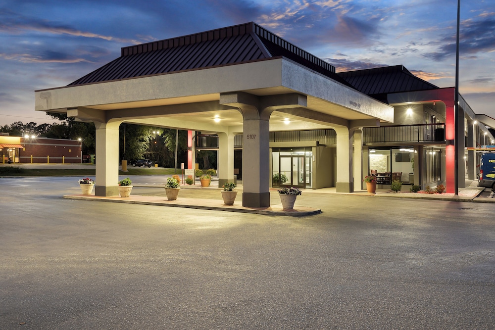Red Roof Inn Wilmington NC - photo 33