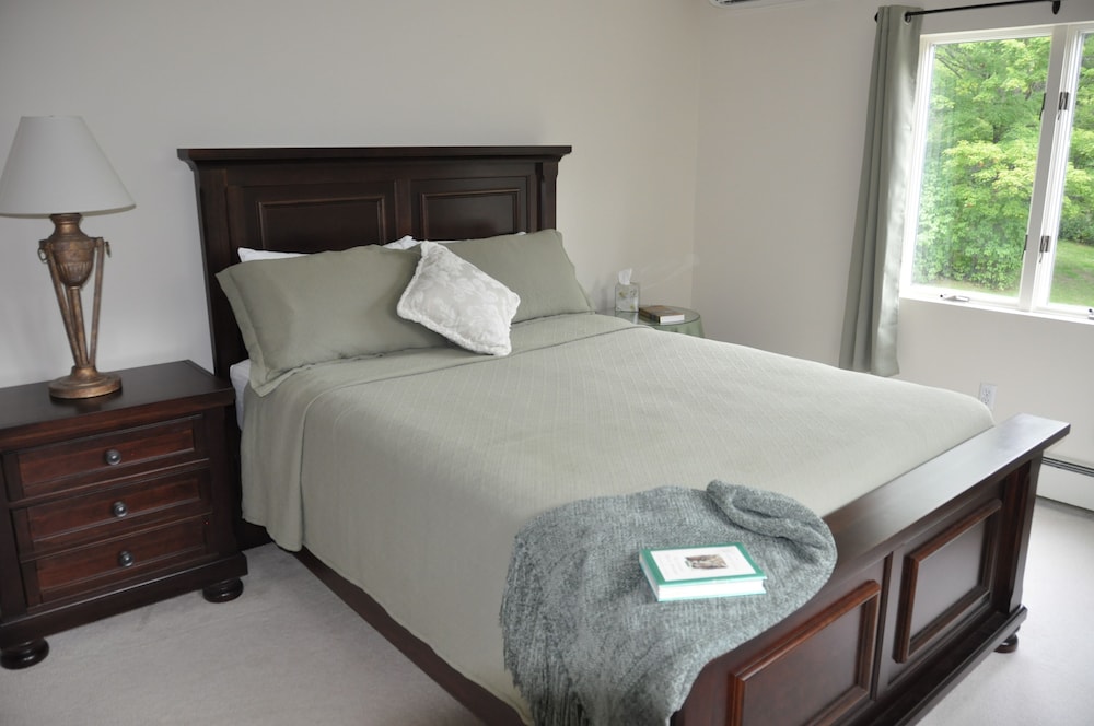 The Inn at Glenora Wine Cellars - photo 11