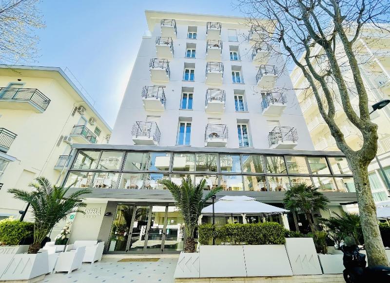 Hotel Eiffel - carbon neutral hotel in Rimini