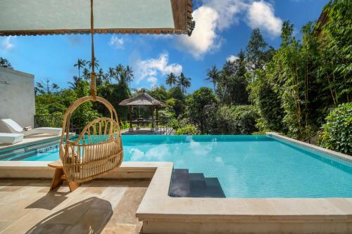 Luxury Villa in City Center w Natural Pool La Bohemia Residence Villas — 4-Star Luxury Hotel in Ubud, Indonesia