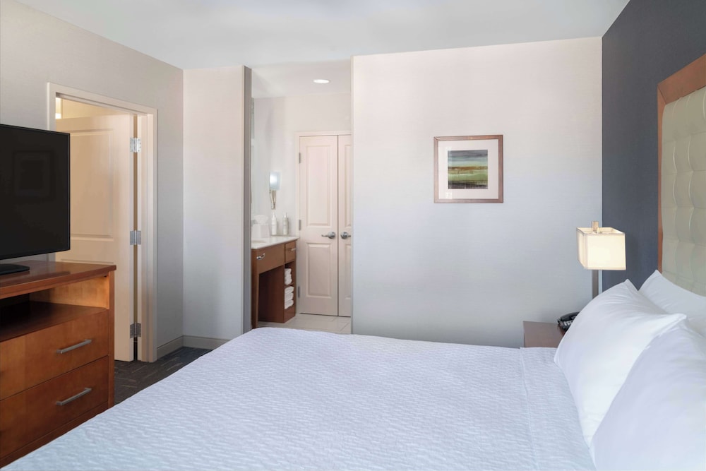 Homewood Suites by Hilton Gateway Hills Nashua - photo 5