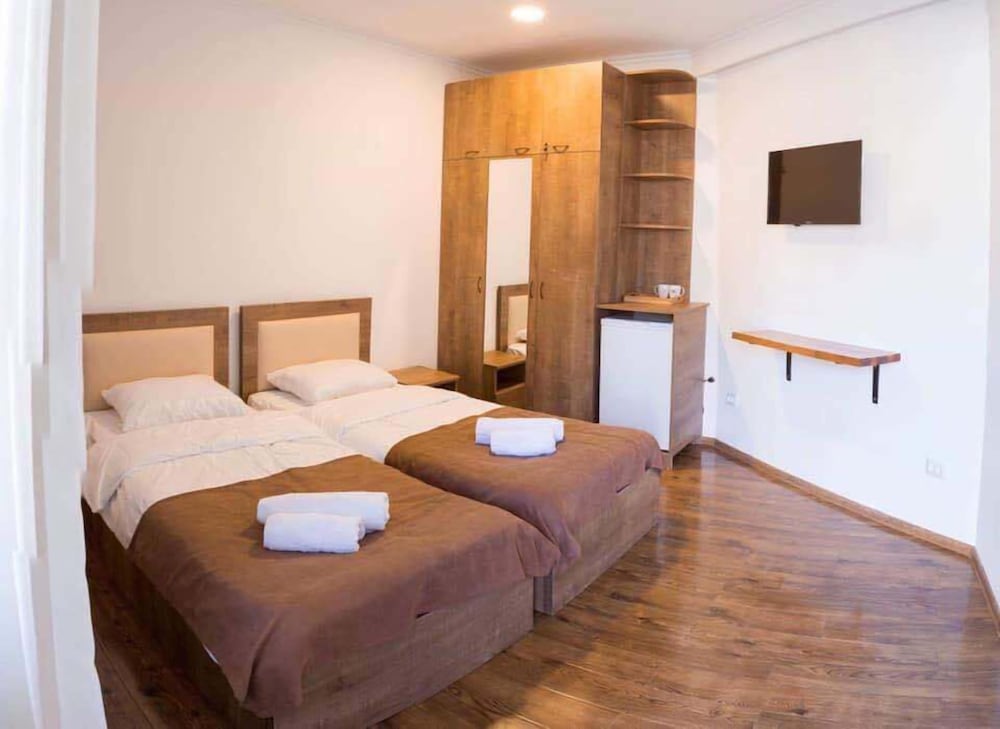 Chill&Cheap - carbon neutral hotel in Tbilisi