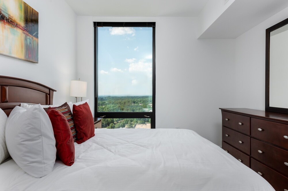Global Luxury Suites at Reston Town Center - photo 34