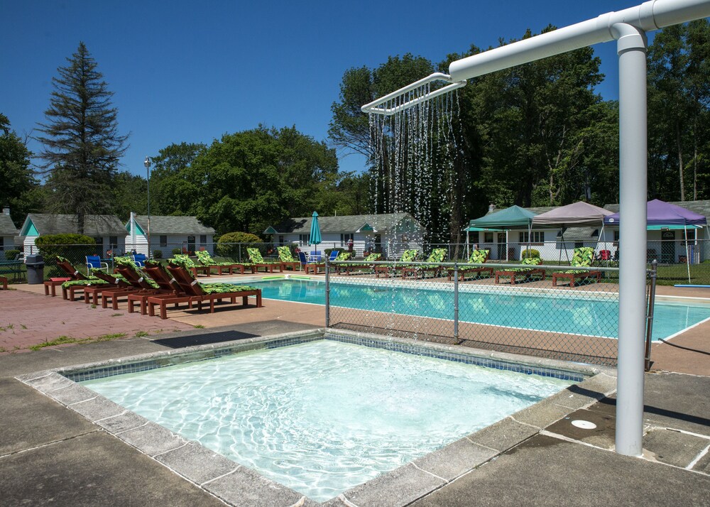 Chestnut Grove Resort - photo 89
