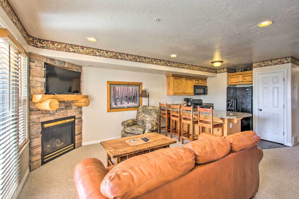 Cozy Eden Condo Retreat Less Than 6 Mi to Ski Resort - photo 3