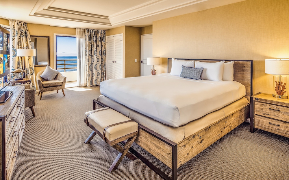 The Waterfront Beach Resort A Hilton Hotel - photo 28
