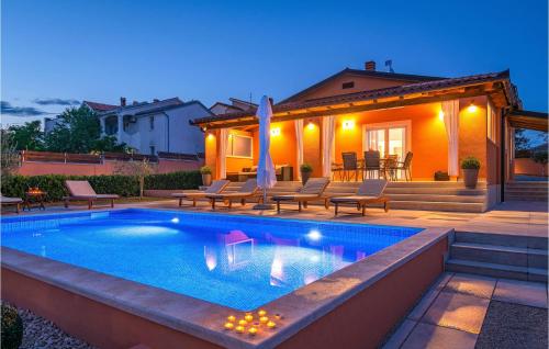 Amazing Home In Pula With Kitchen — 5-Star Luxury Hotel in Pula, Croatia