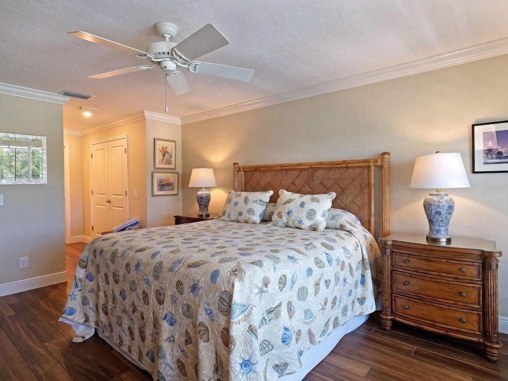 Surfside 12 C4 — Sanibel — photo 5